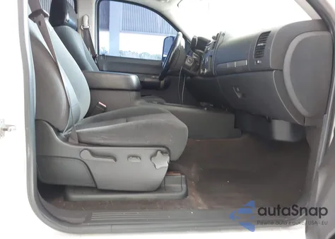 2008 GMC Sierra 2500Hd Sle2 z USA, uszkodzony, nr VIN 1GTHC23658F152144